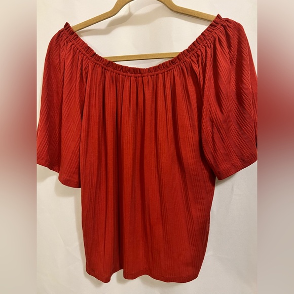 Off shoulder red orange blouse - Picture 3 of 7